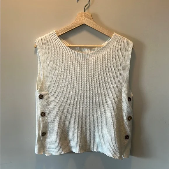 Side Buttons Ribbed Sweater Vest - Picture 3 of 5